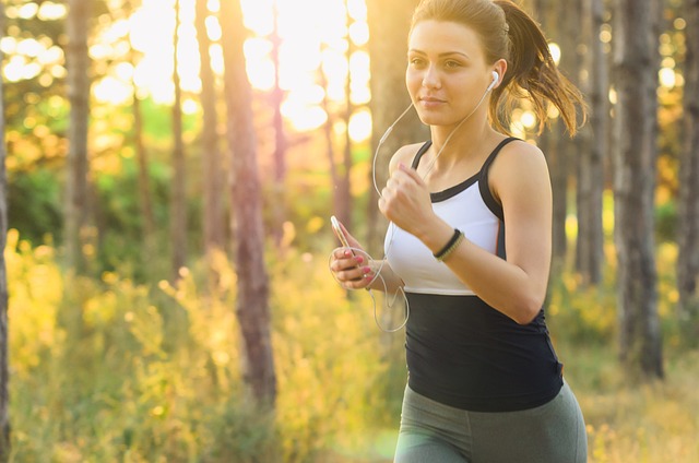 Tips for Cultivating Mindful Eating Habits When Attending Music Festivals